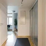2ndhomes Deluxe 1br Kamppi Center With Sauna And Terrace Апартаменты Хельсинки